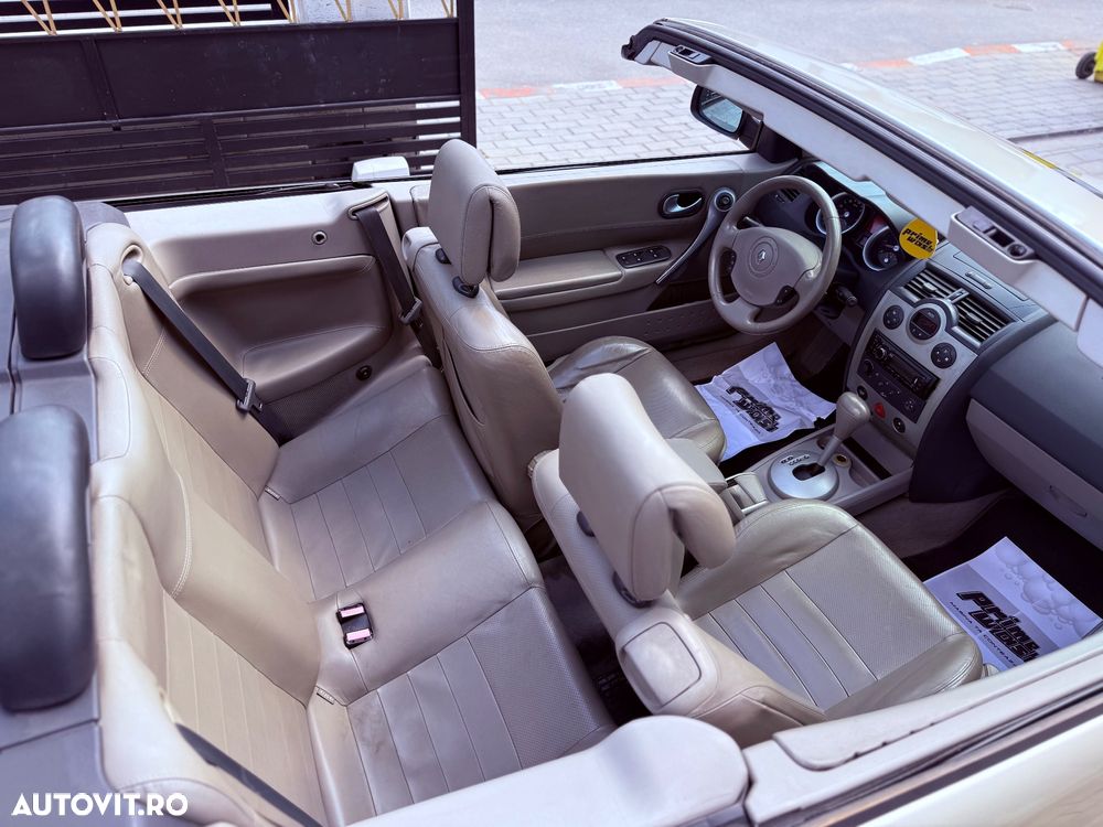 Renault Megane II 1.6 Privilege Aut - 8