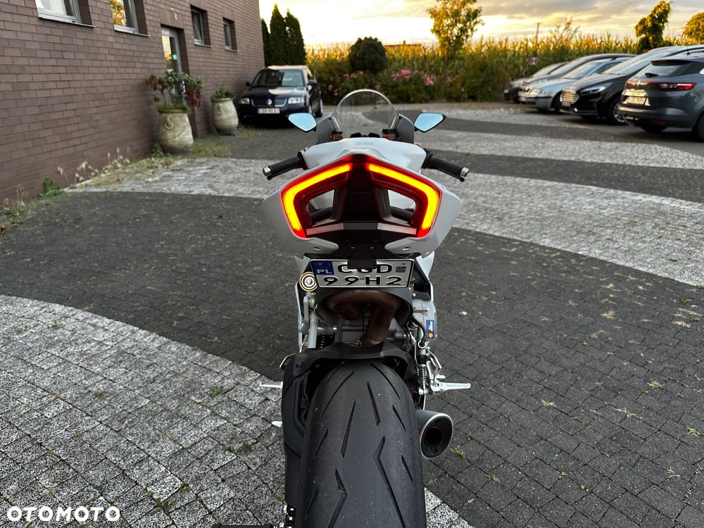 Ducati Panigale V2 - 12