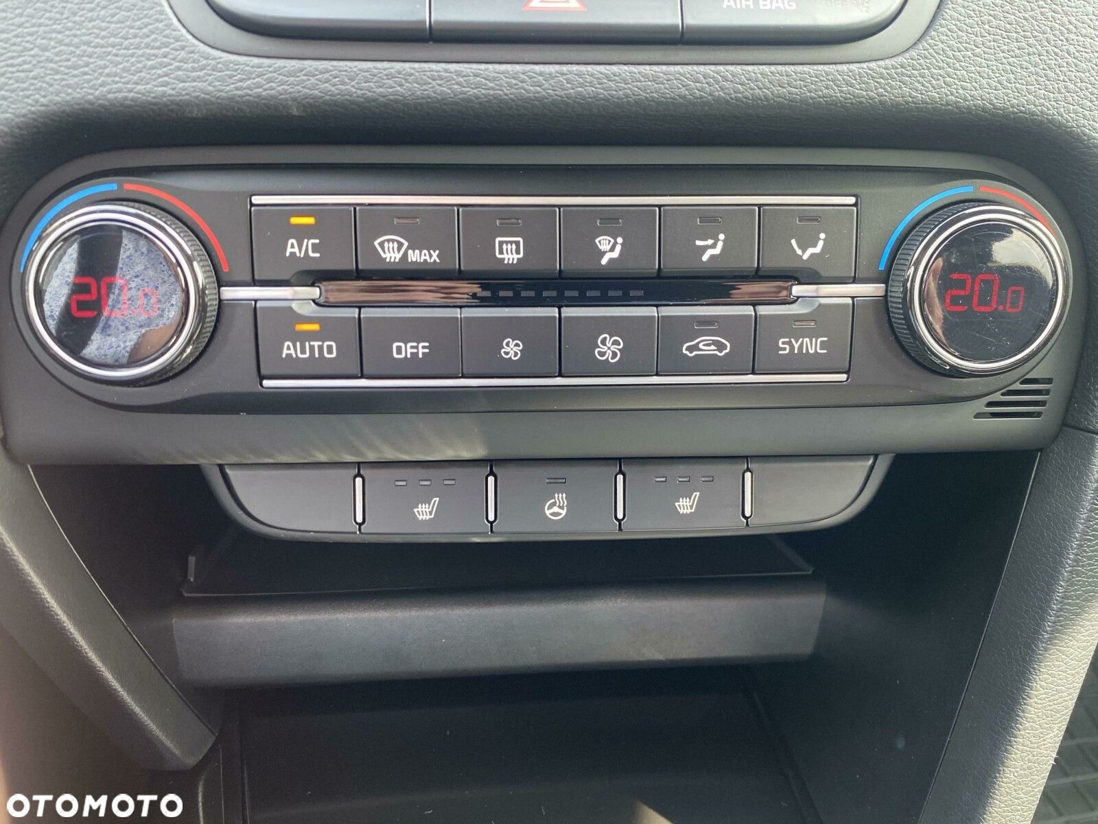 Kia Ceed - 19