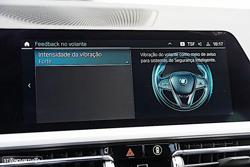 BMW 320 e Touring Corporate Edition Auto - 42