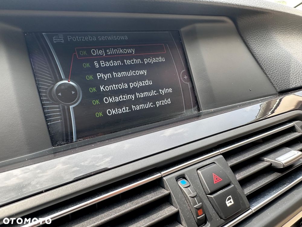 BMW Seria 5 520d Luxury Line - 27