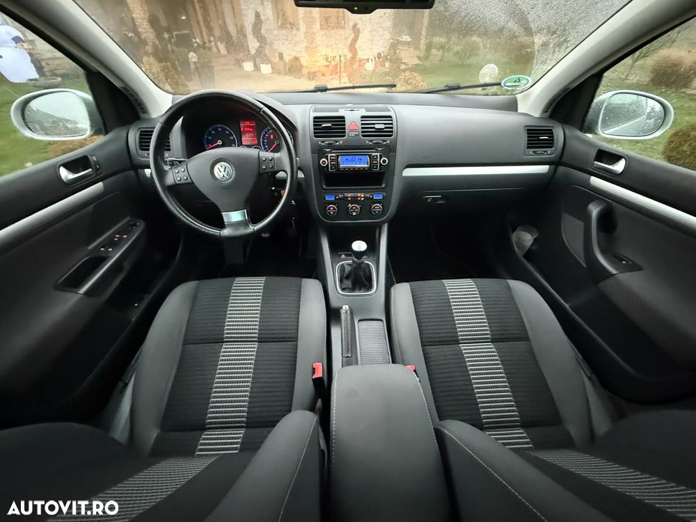 Volkswagen Golf 1.6 Edition - 30