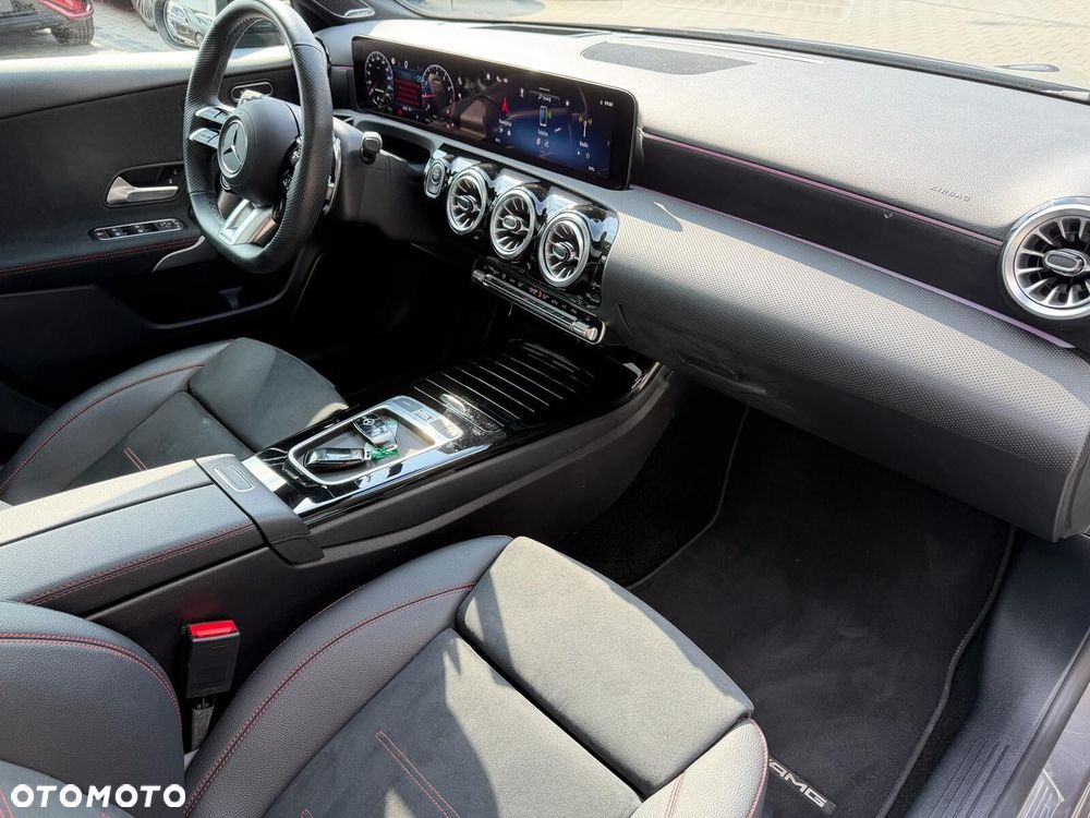 Mercedes-Benz Klasa A 35 AMG 4-Matic 8G-DCT - 14
