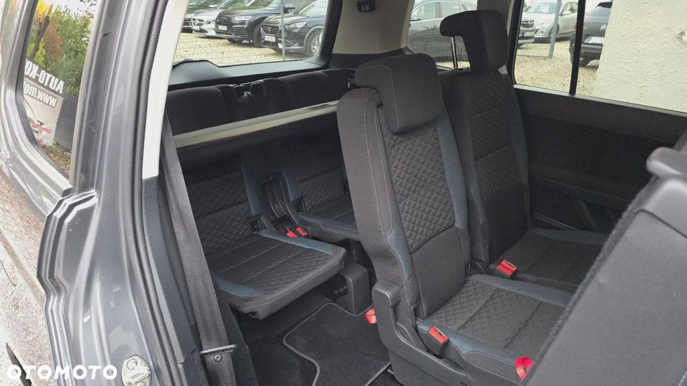 Volkswagen Touran 2.0 TDI BMT IQ Drive DSG - 17