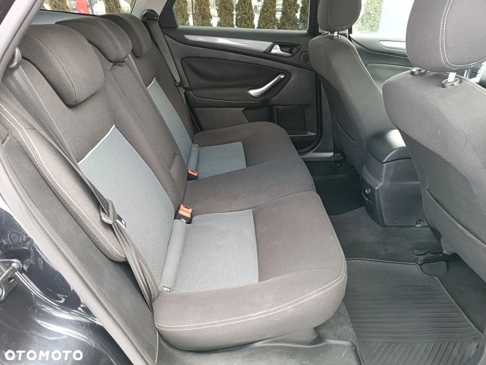 Ford Mondeo 2.0 TDCi Gold X - 16