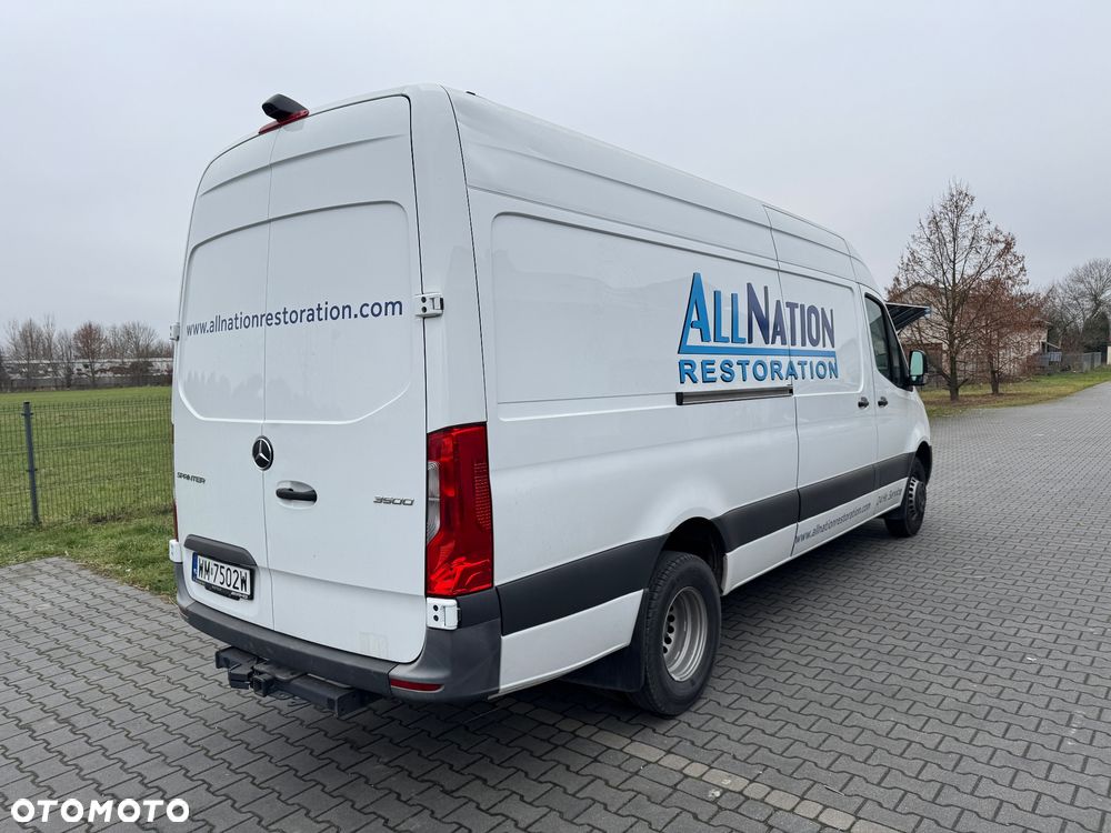Mercedes-Benz Sprinter - 5
