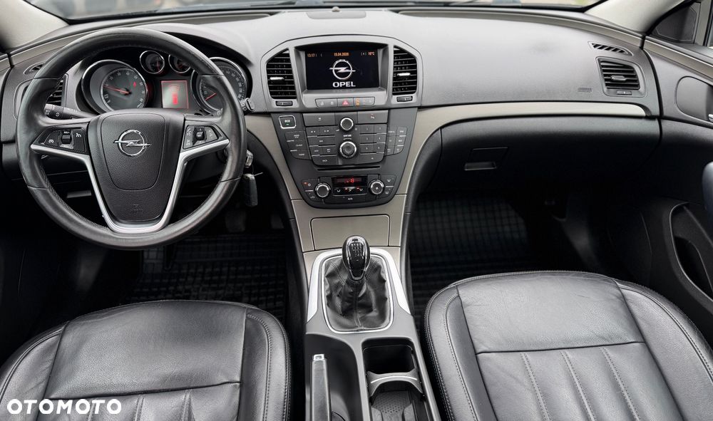 Opel Insignia - 11