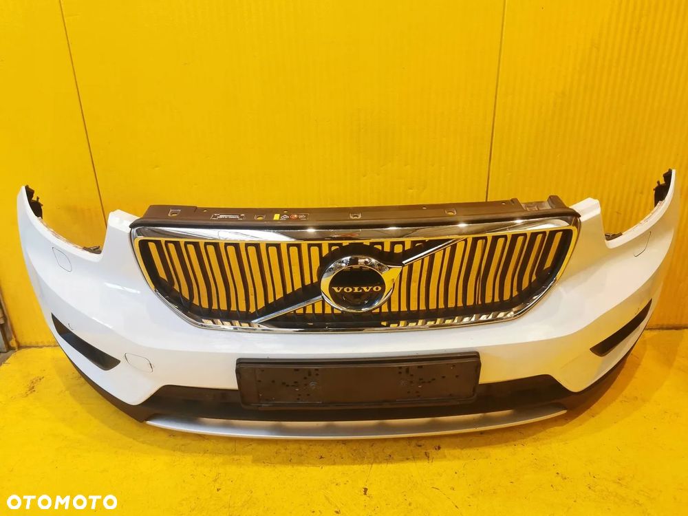 Volvo XC40 II ZDERZAK PRZÓD PRZEDNI 4 PDC BEZ KAMERY 614 17r.- * - 1