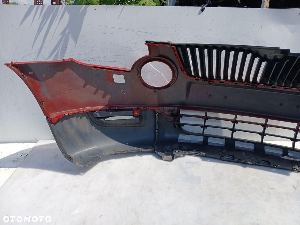 ZDERZAK PRZÓD PRZEDNI NA SPRYSKI CZERWONY SKODA YETI 09-13r. 5L0807221 - 5