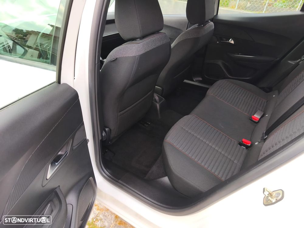 Peugeot 2008 PureTech 100 Active - 11