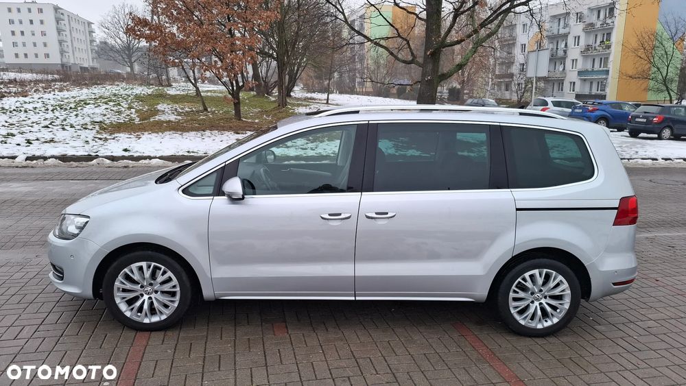 Volkswagen Sharan 2.0 TDI DSG Highline - 5