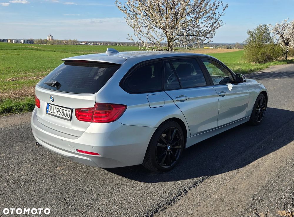 BMW Seria 3 320d DPF Edition Fleet Sport - 9