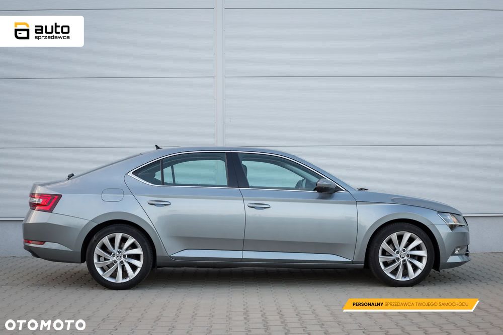 Skoda Superb 2.0 TDI Style DSG - 12