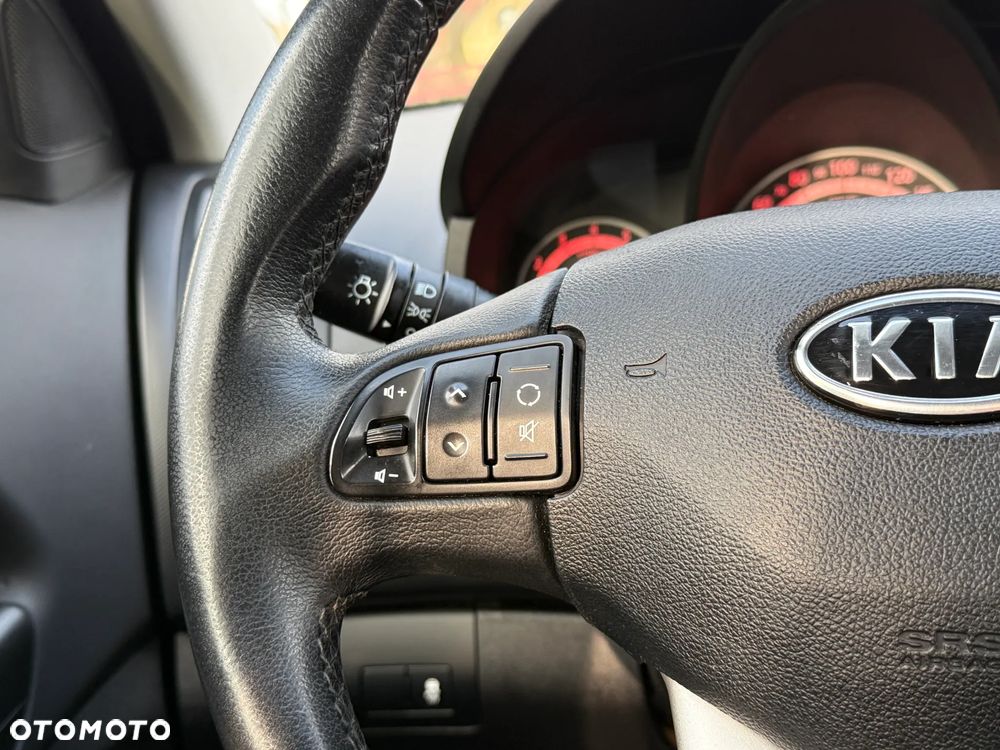 Kia Ceed 1.6 CVVT Vision - 24