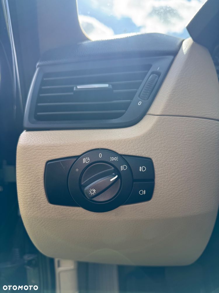 BMW X1 xDrive23d - 19