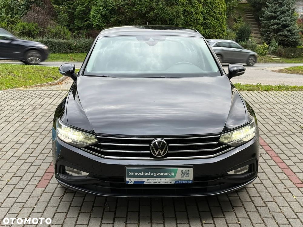 Volkswagen Passat - 24