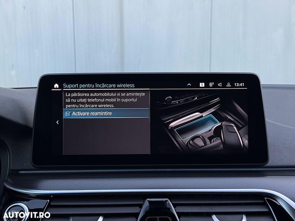 BMW Seria 5 530e Aut. - 34