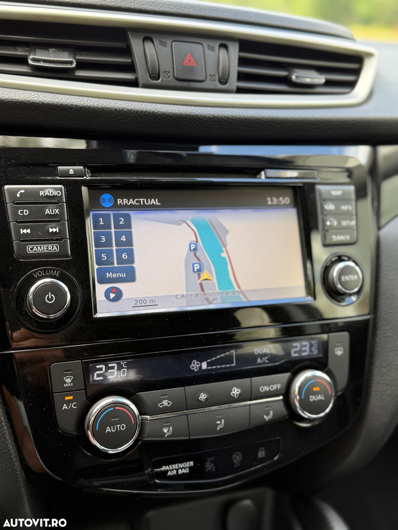 Nissan Qashqai 1.5 DCI N-Connecta - 16