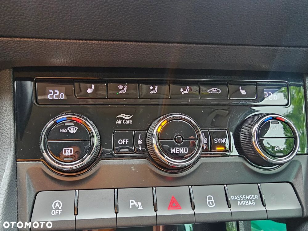 Skoda Karoq 2.0 TDI SCR Ambition - 27