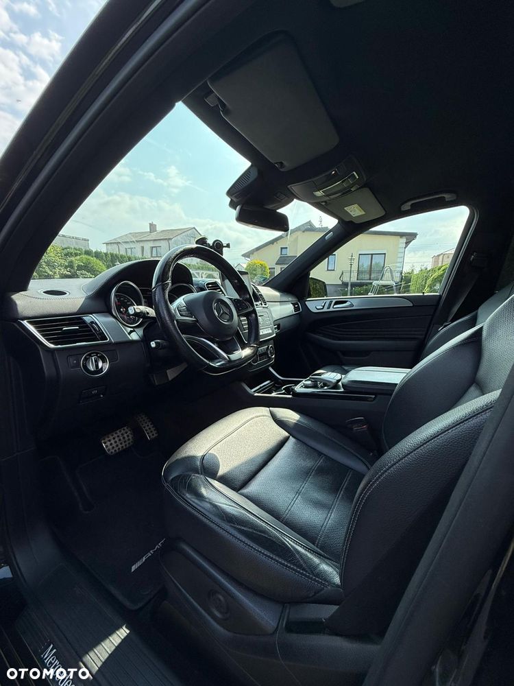 Mercedes-Benz GLE 350 d 4Matic 9G-TRONIC AMG Line - 11
