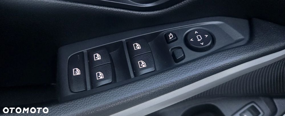 BMW Seria 3 320d M Sport - 29