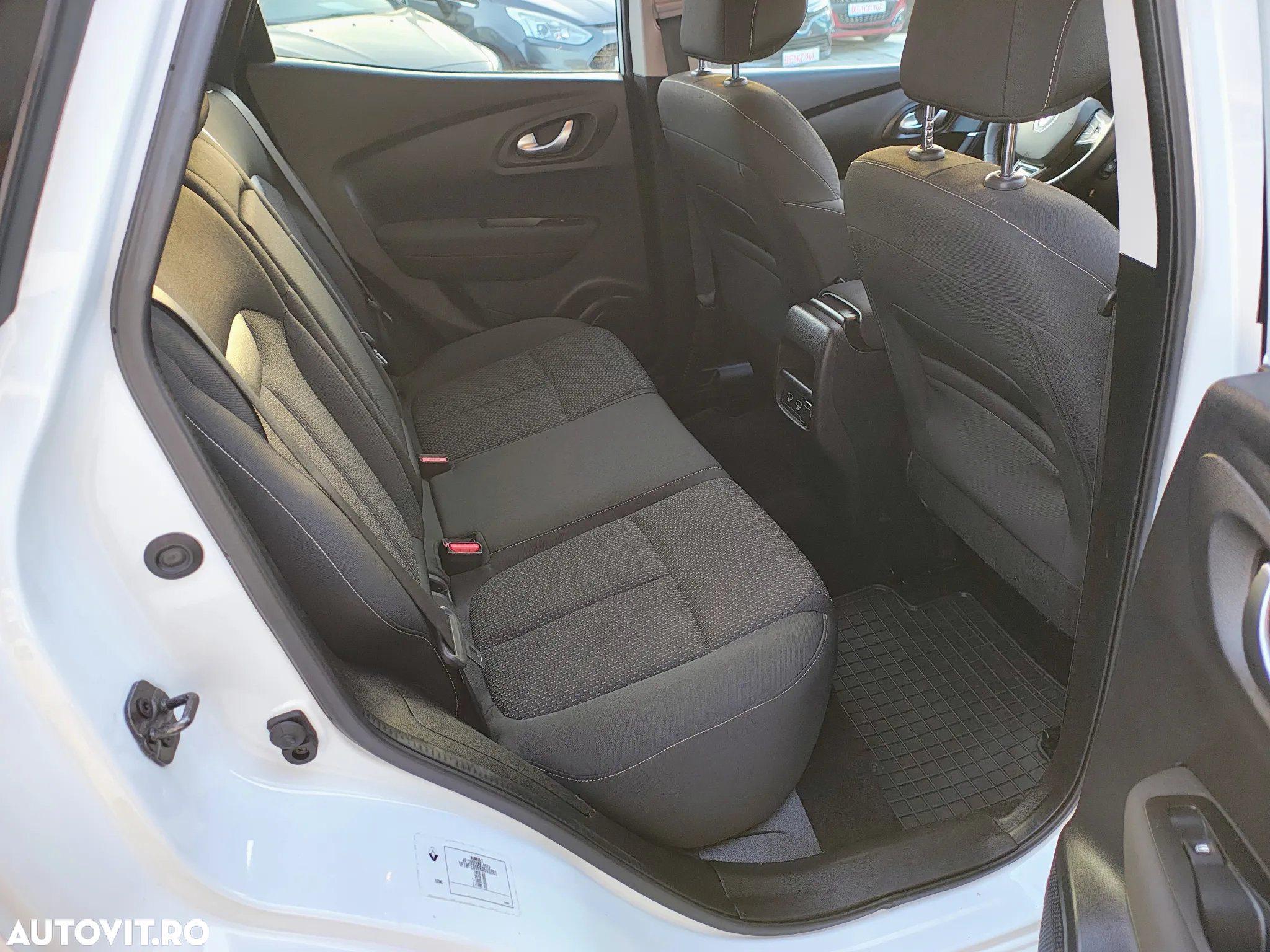 Renault Kadjar TCe 140 EDC GPF BUSINESS EDITION - 7