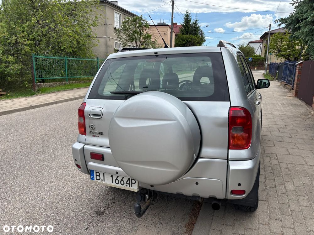 Toyota RAV4 2.0 D-4D 4x4 - 3