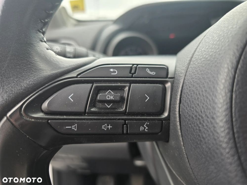 Toyota Yaris 1.5 Comfort - 24