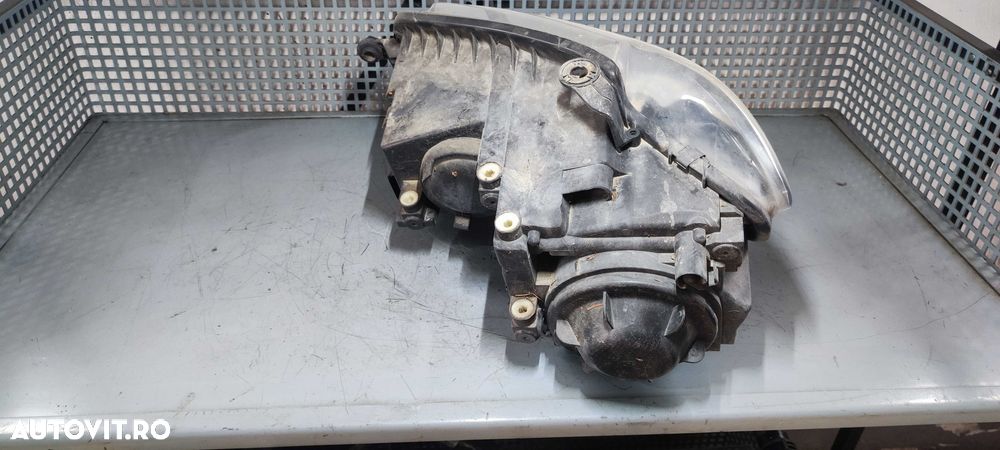 Far dreapta volkswagen vw touran 1T2 cross 1.4 BMY - 5