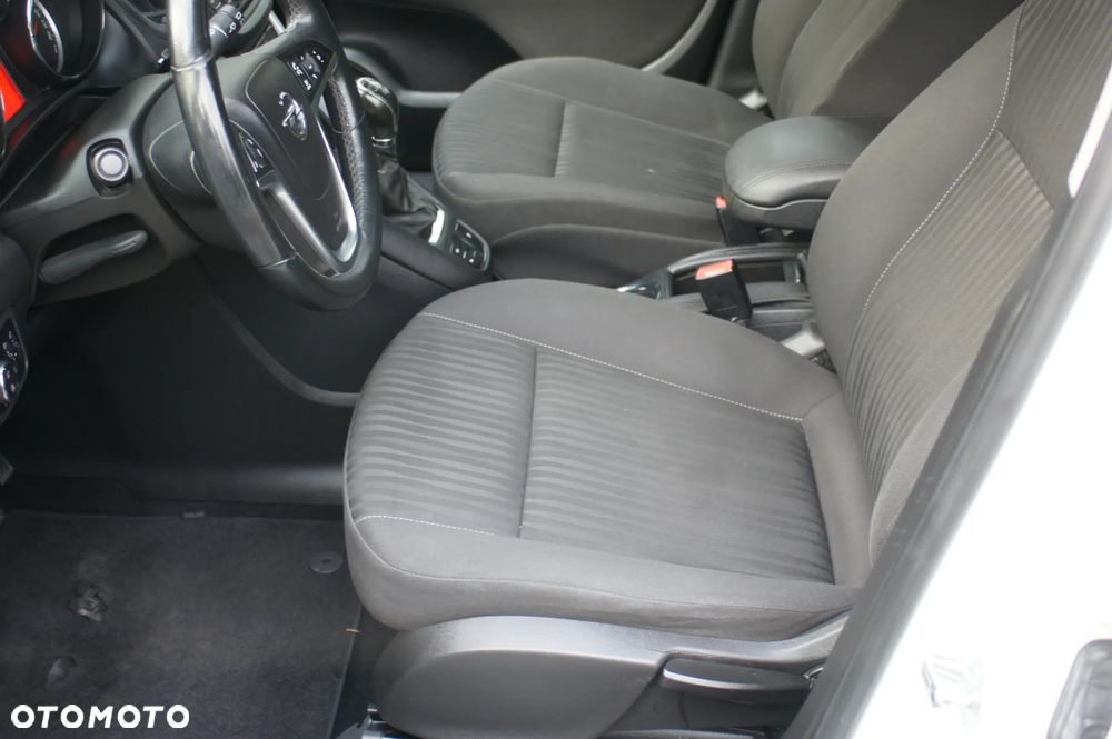 Opel Zafira Tourer 1.4 Turbo Sport - 19