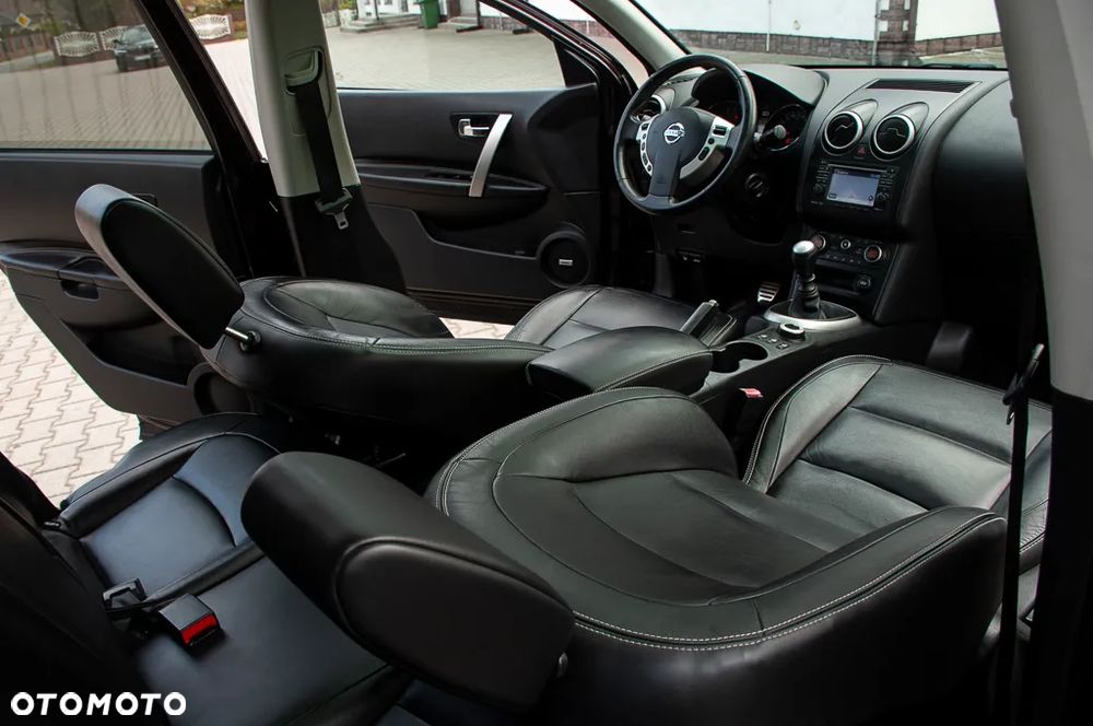 Nissan Qashqai+2 2.0 4x4 Tekna - 25