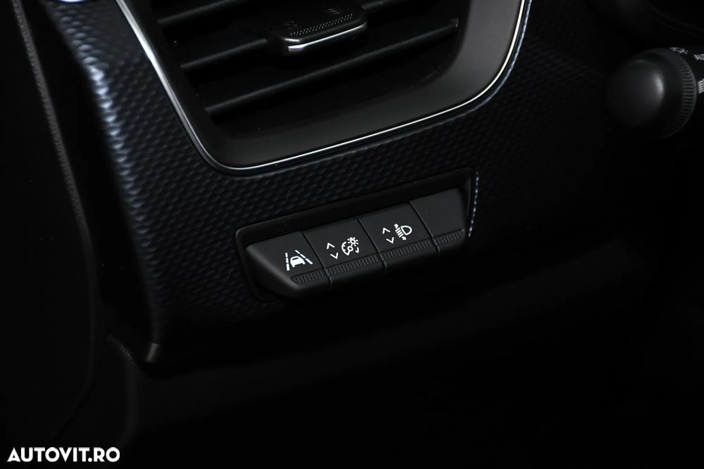 Renault Arkana E-TECH 145 Evolution - 22