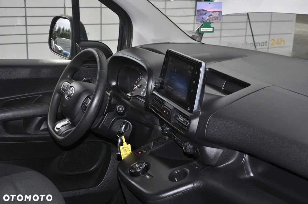 Toyota PRO ACE CITY - 37