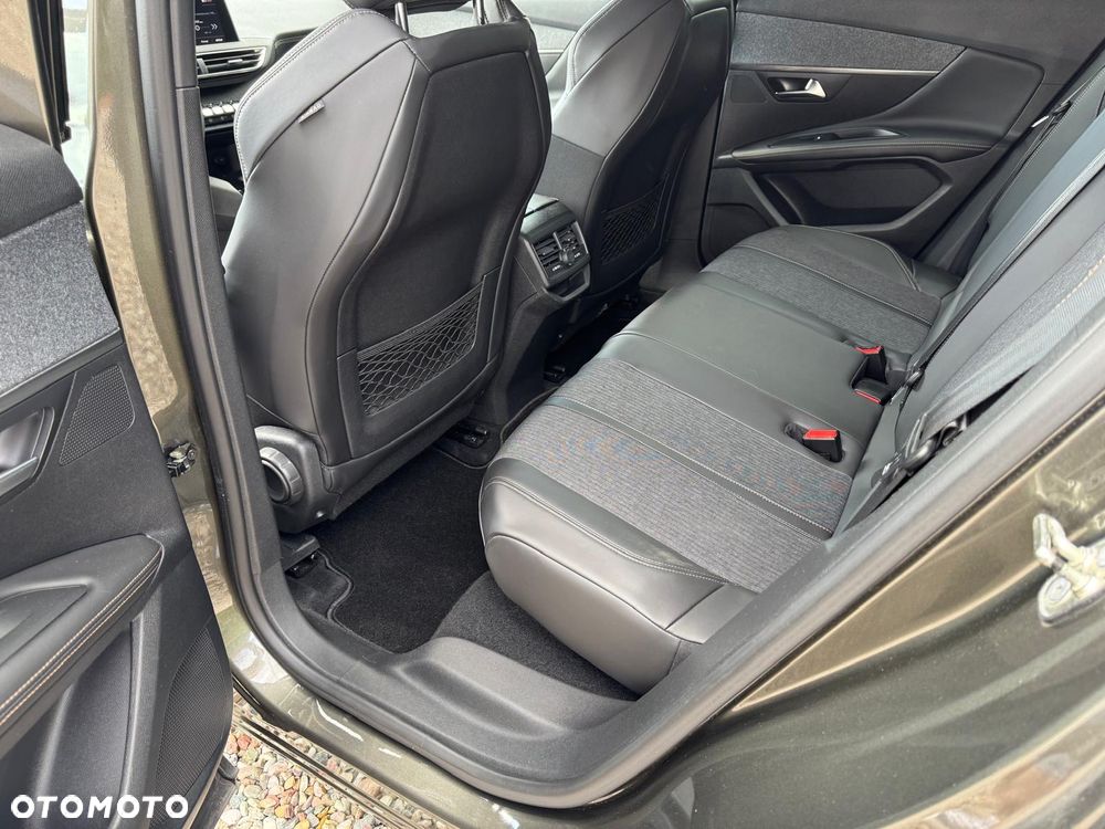 Peugeot 3008 1.5 BlueHDi Crossway S&S EAT8 - 15