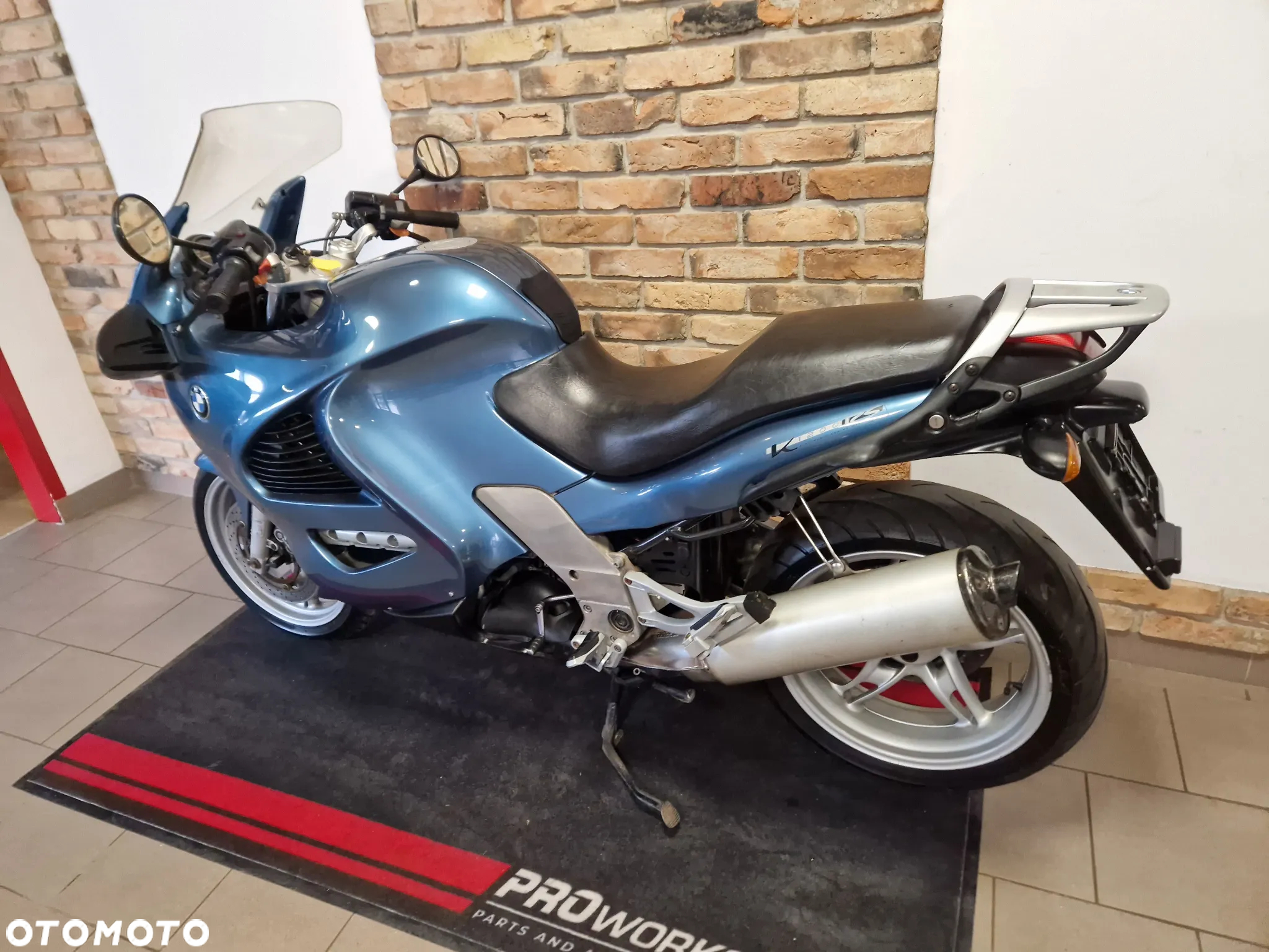 BMW K - 9