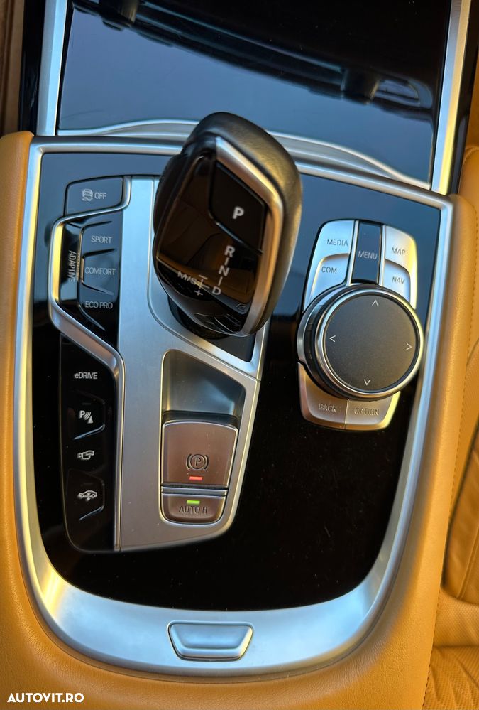 BMW Seria 7 - 8
