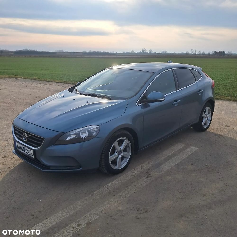Volvo V40 D2 Momentum - 6