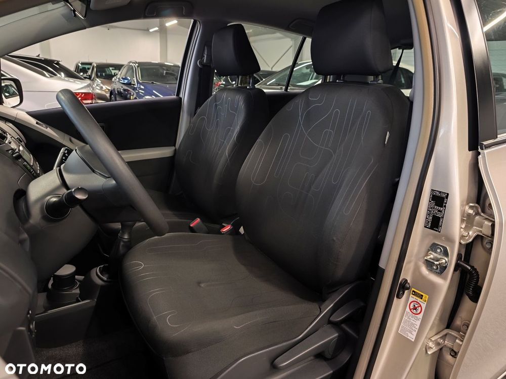 Toyota Yaris 1.0 Terra EU5 - 7