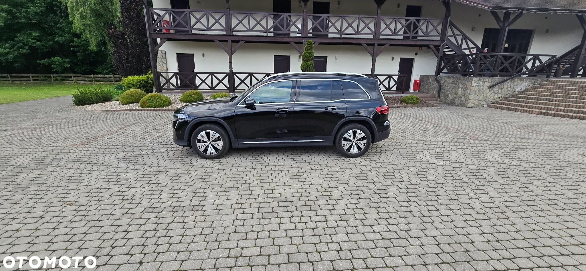 Mercedes-Benz EQB - 1