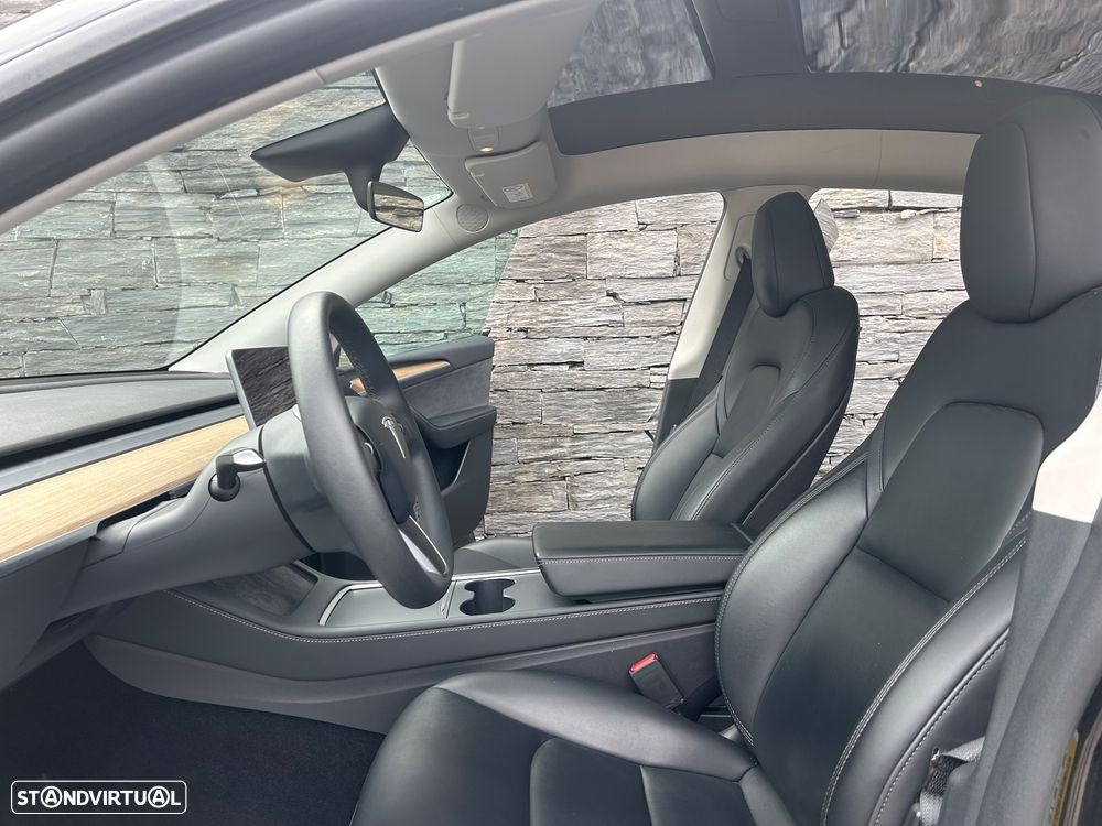 Tesla Model Y Tração Traseira - 12