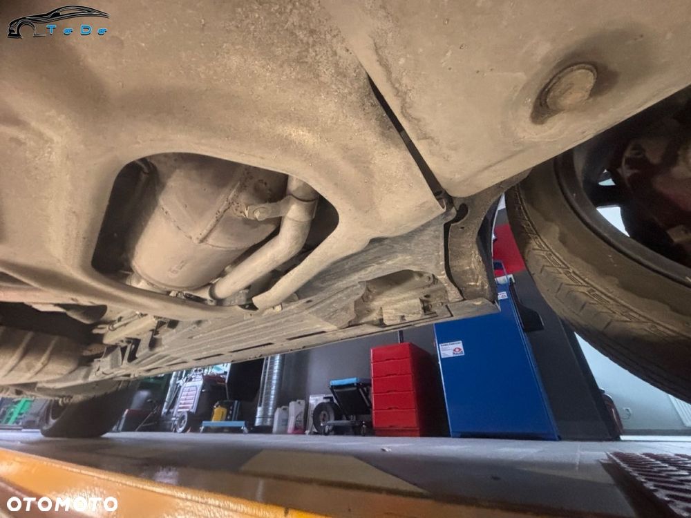 Land Rover Range Rover Sport - 36