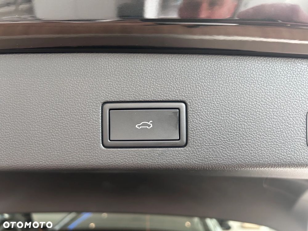 Volkswagen Golf 2.0 TSI 4Motion R DSG - 9