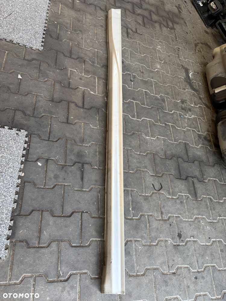 Listwa progowa Prawa Ford Transit Turneo Custom Lift - 1