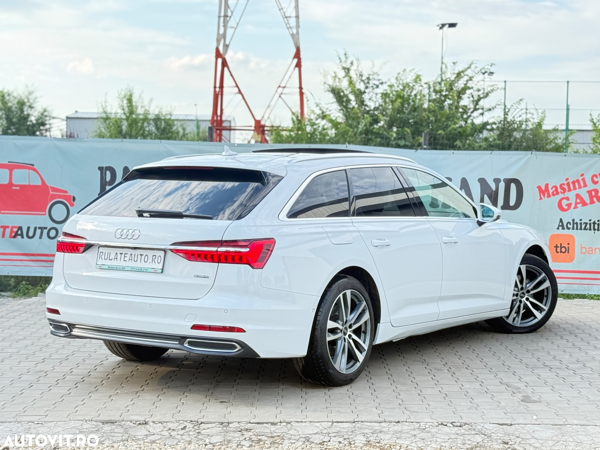 Audi A6 Avant 40 TDI quattro S tronic design - 4