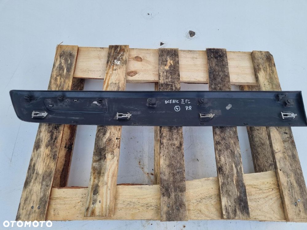 Renault Scenic II lift Conquest PRAWA LISTWA DRZWI prawy przód 8200631594 - 2