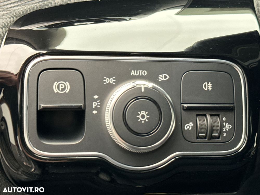 Mercedes-Benz A 180 - 22
