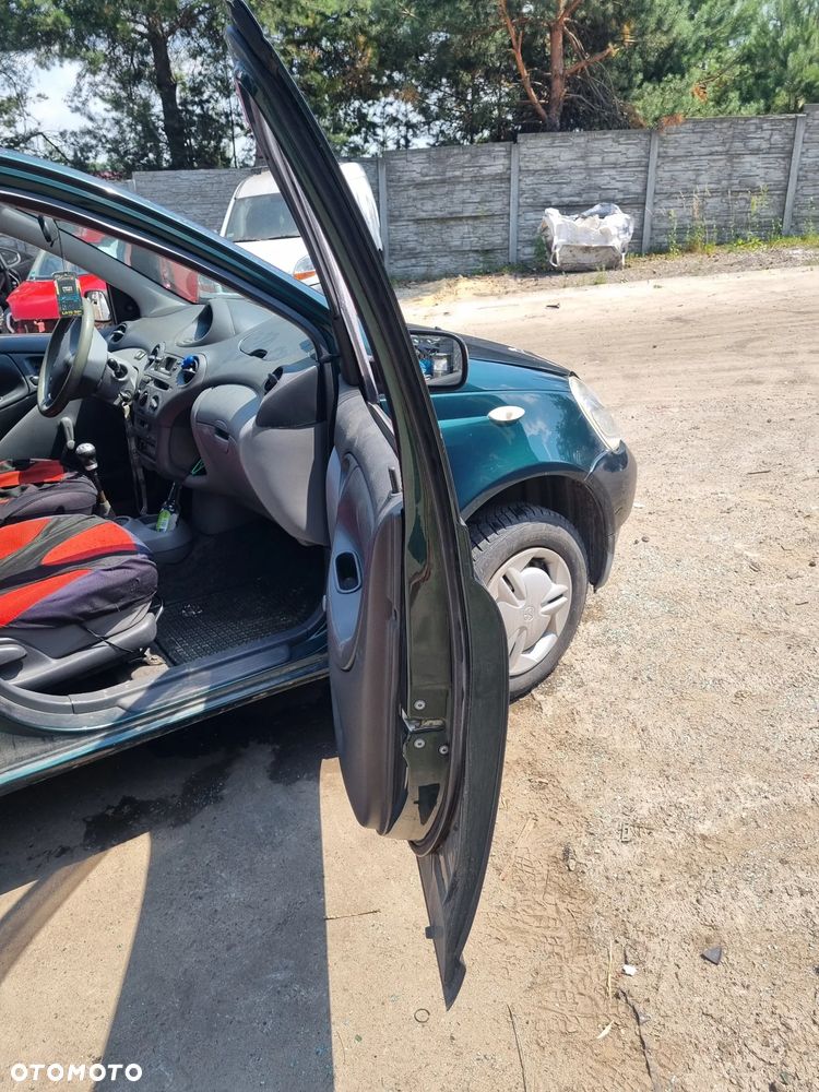 TOYOTA YARIS I 99-05 1999 r. 5D HB 6R4 drzwi prawy przód prawe przednie PP - 9