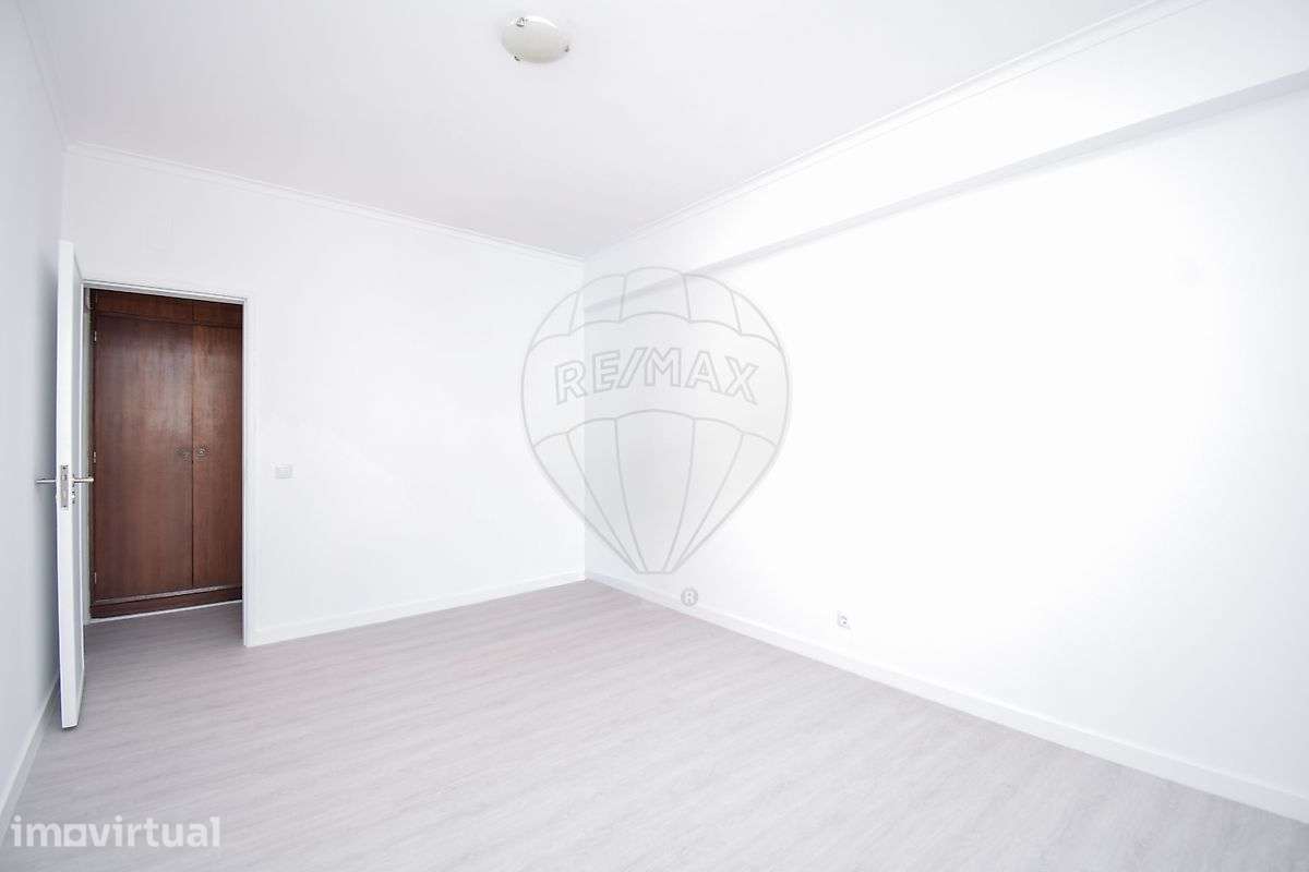 Apartamento T4 para arrendamento - Grande imagem: 2/15