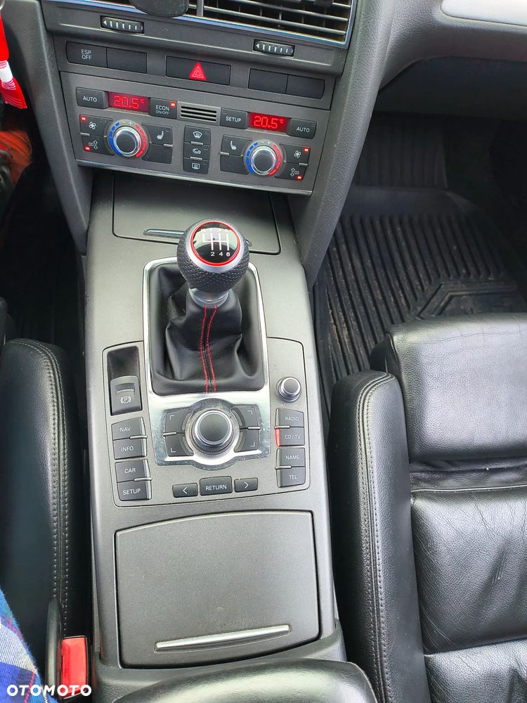 Audi A6 Limousine 2.4 - 13