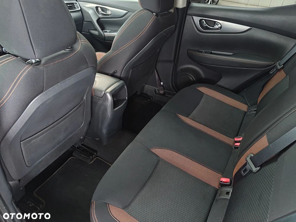 Nissan Qashqai 1.3 DIG-T Tekna EU6d - 24